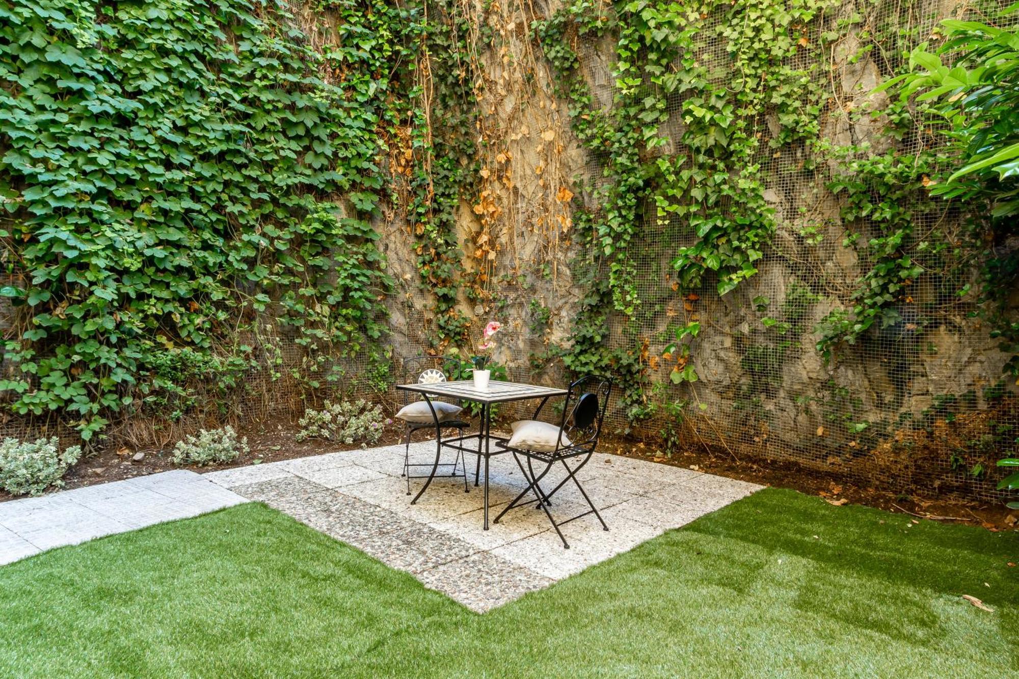Apartament Private Garden & Garage - Self Check-In & Remote Access Como Zewnętrze zdjęcie
